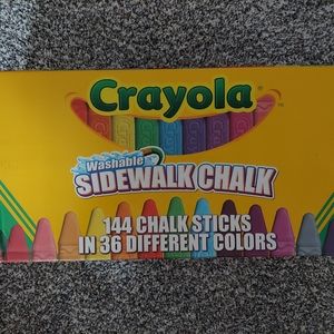 Washable sidewalk chalk (144 chalks stick)